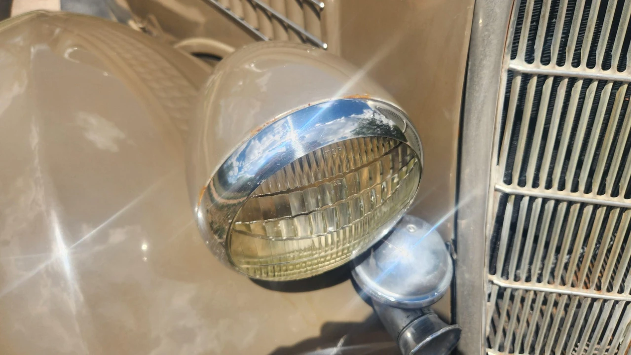 1935 Ford Model 48 & 68 - Image 23 of 31