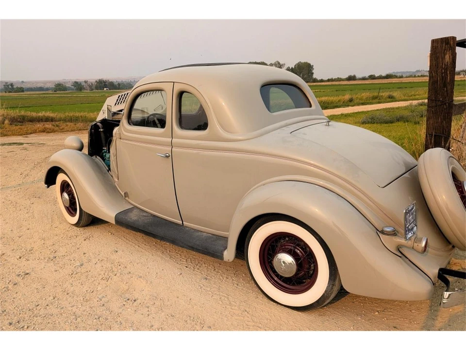 1935 Ford Model 48 & 68 - Image 4 of 23
