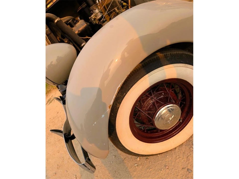 1935 Ford Model 48 & 68 - Image 16 of 23