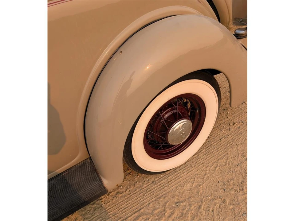 1935 Ford Model 48 & 68 - Image 23 of 23
