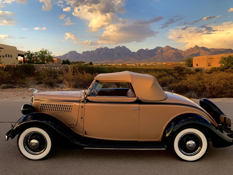 1935 Ford Model 48 & 68 - Image 6 of 31