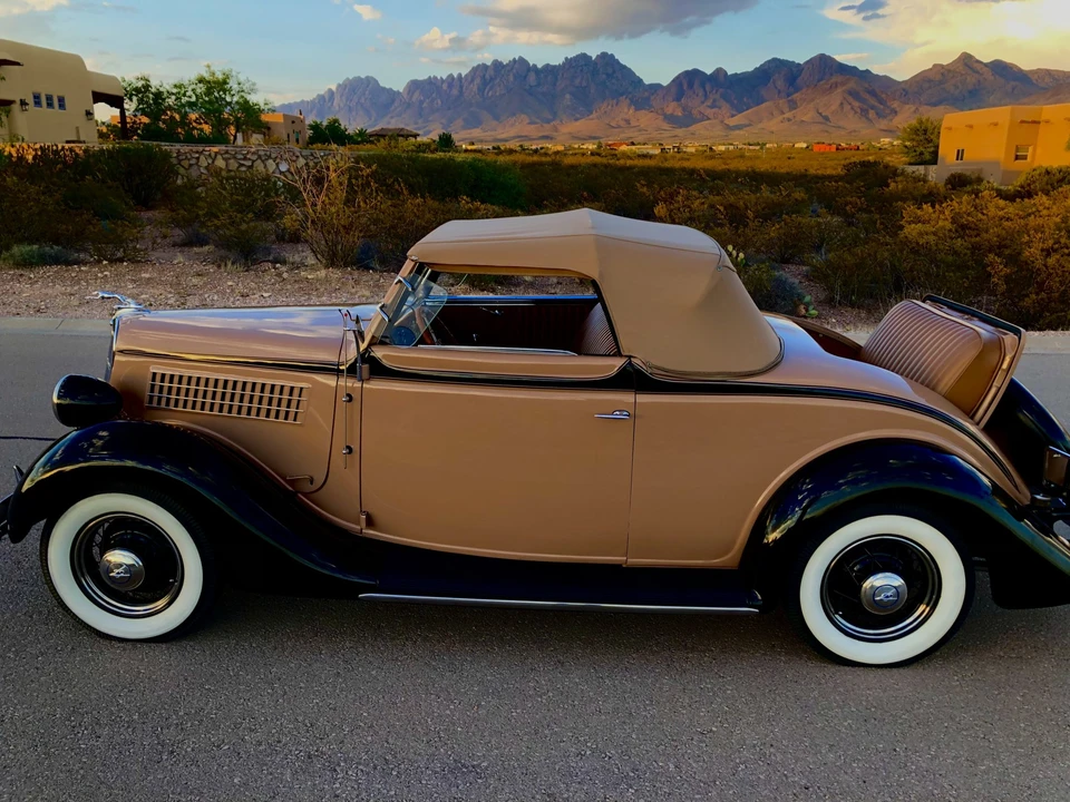 1935 Ford Model 48 & 68 - Image 8 of 31