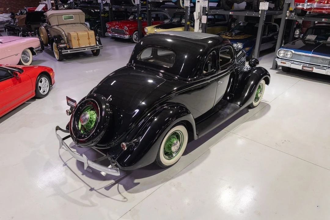 1935 Ford Model 48 & 68 - Image 11 of 31