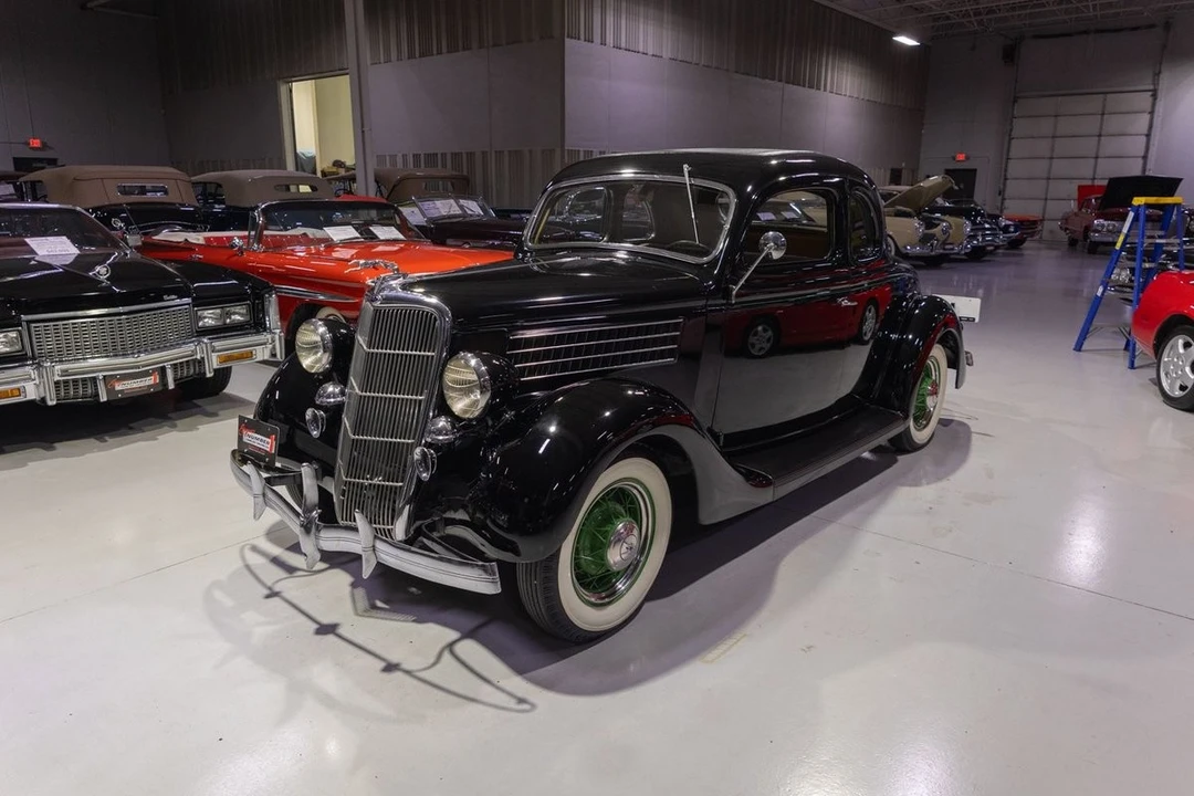 1935 Ford Model 48 & 68 - Image 15 of 31