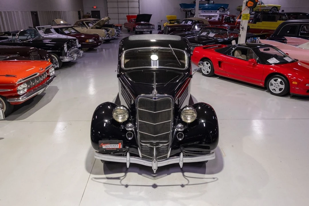 1935 Ford Model 48 & 68 - Image 8 of 31