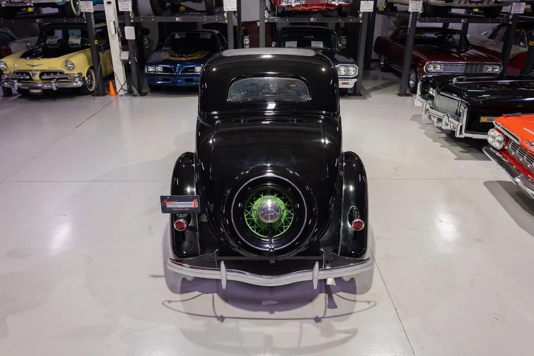 1935 Ford Model 48 & 68 - Image 12 of 31