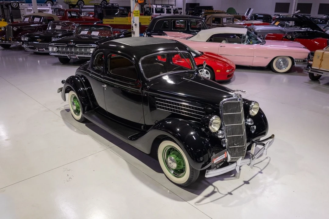 1935 Ford Model 48 & 68 - Image 9 of 31