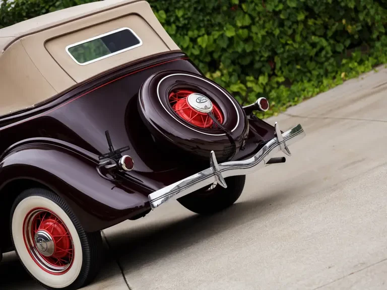 1935 Ford Model 48 & 68 - Image 26 of 31