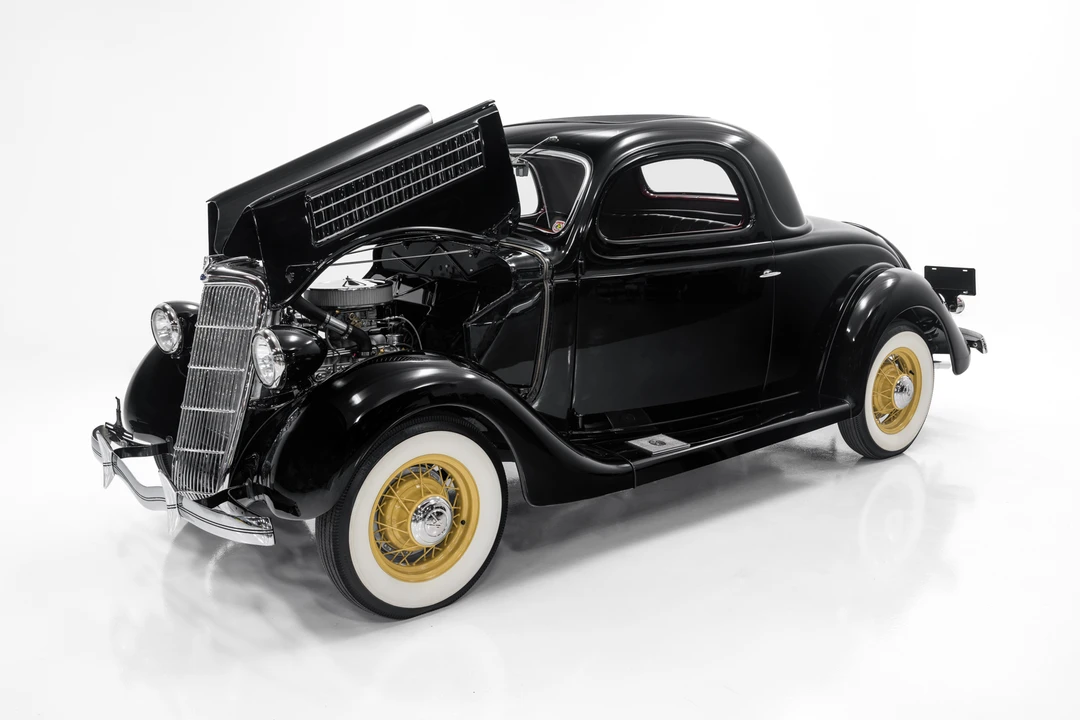1935 Ford Model 48 & 68 - Image 19 of 31