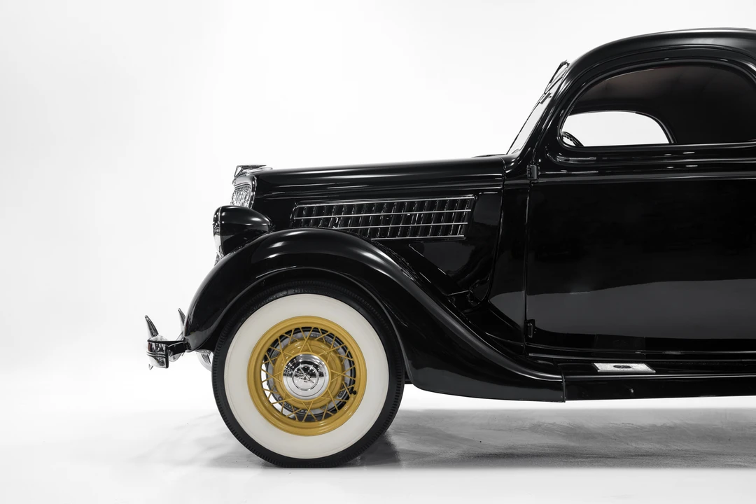1935 Ford Model 48 & 68 - Image 29 of 31