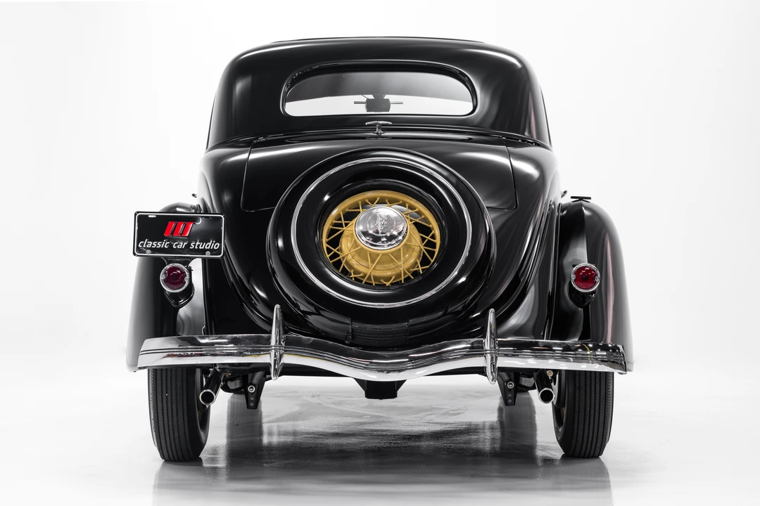 1935 Ford Model 48 & 68 - Image 14 of 31