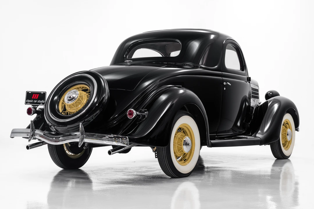 1935 Ford Model 48 & 68 - Image 13 of 31