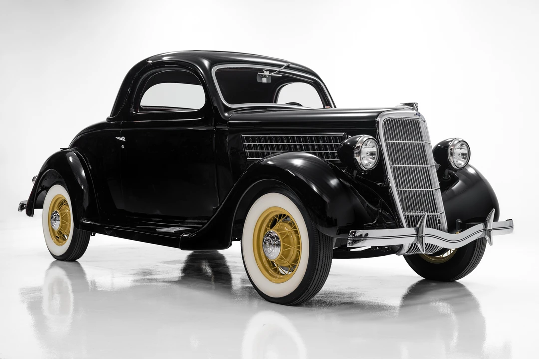 1935 Ford Model 48 & 68 - Image 7 of 31