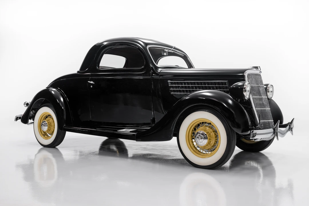 1935 Ford Model 48 & 68 - Image 9 of 31