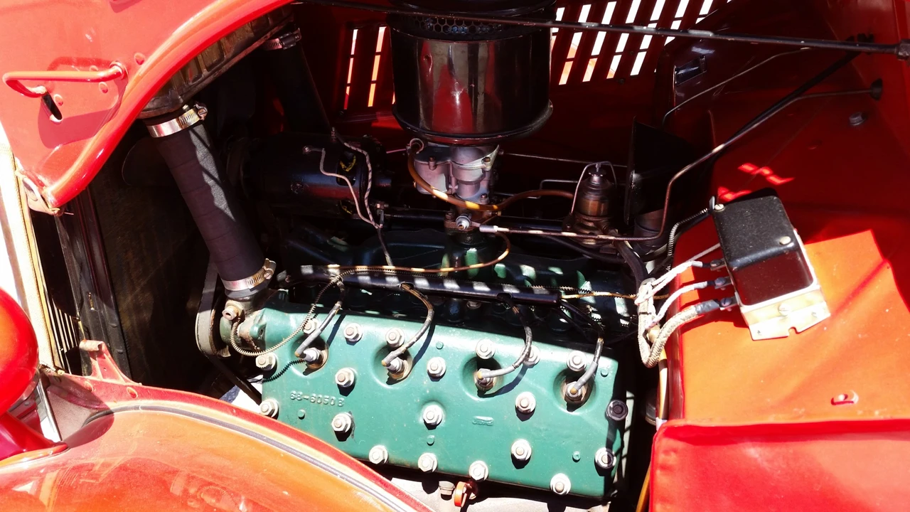 1935 Ford Model 48 & 68 - Image 28 of 31