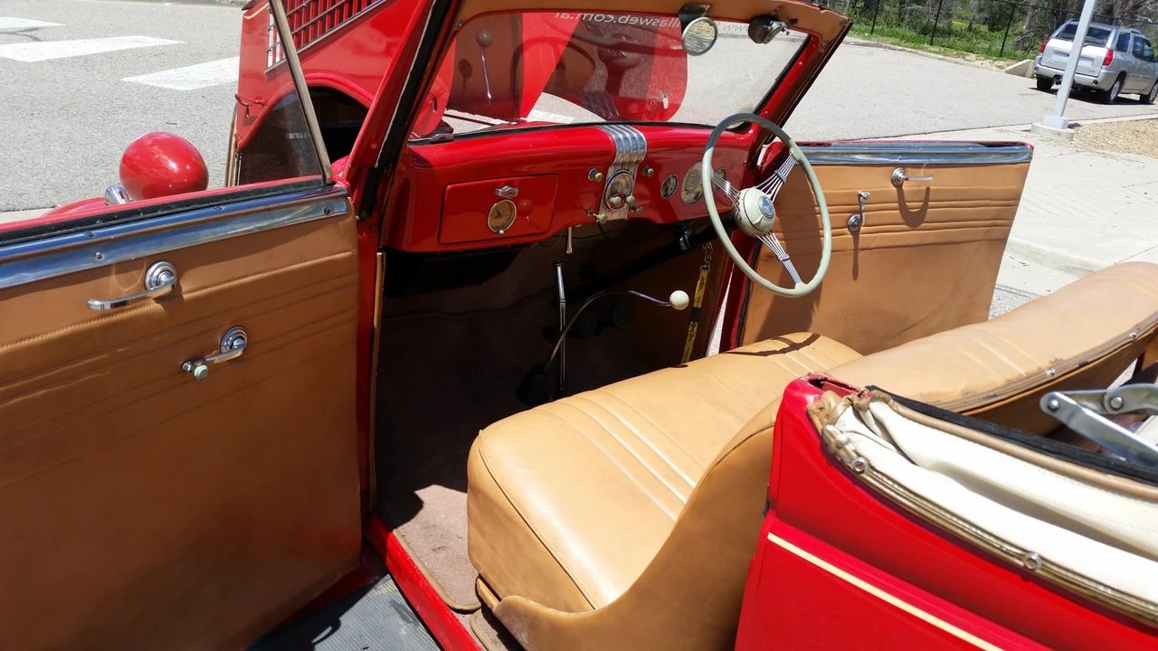 1935 Ford Model 48 & 68 - Image 24 of 31