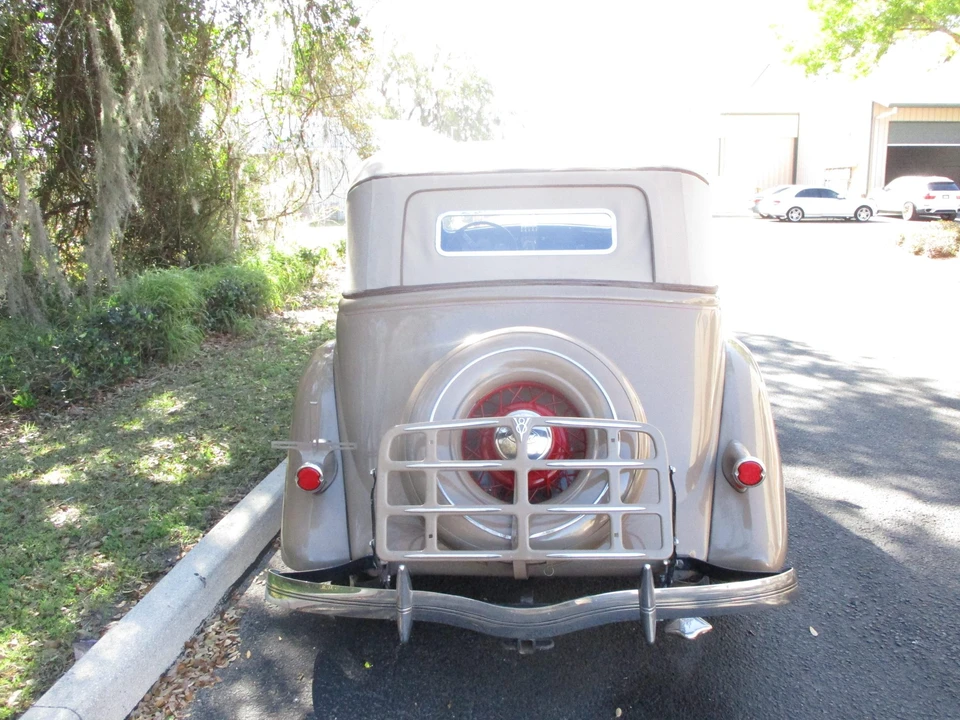 1935 Ford Model 48 & 68 - Image 9 of 31