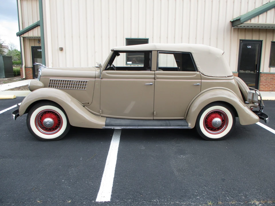 1935 Ford Model 48 & 68 - Image 7 of 31