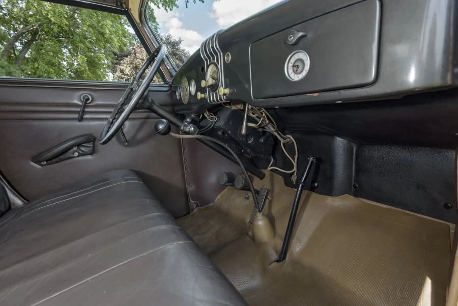 1935 Ford Model 48 & 68 - Image 25 of 31