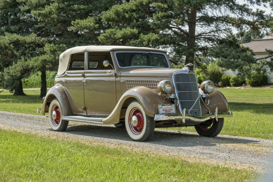 1935 Ford Model 48 & 68 - Image 6 of 31