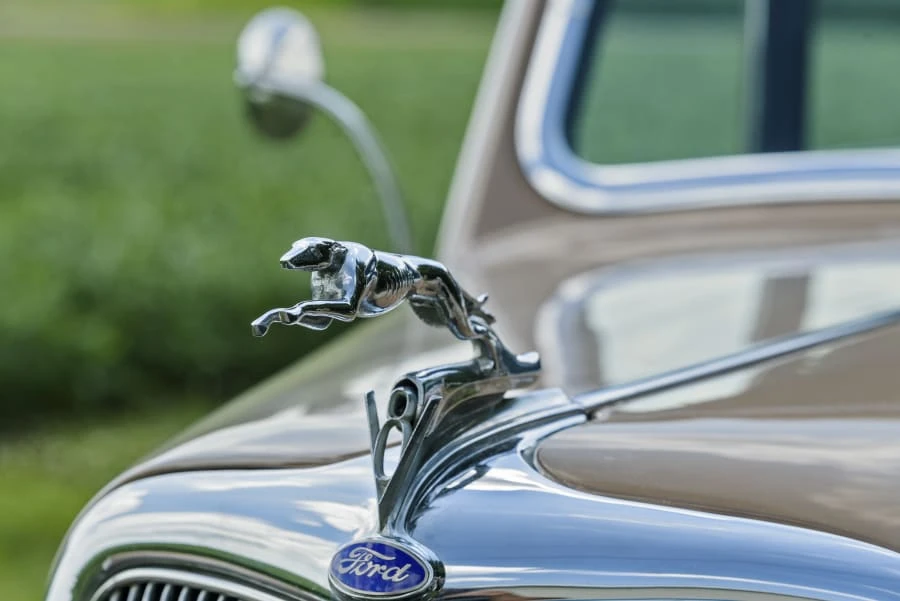 1935 Ford Model 48 & 68 - Image 18 of 31