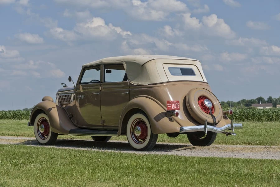 1935 Ford Model 48 & 68 - Image 16 of 31