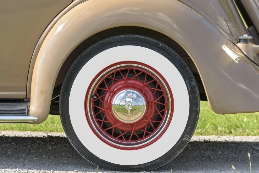 1935 Ford Model 48 & 68 - Image 7 of 31