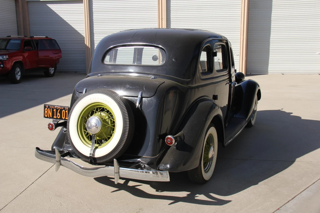 1935 Ford Model 48 & 68 - Image 14 of 31