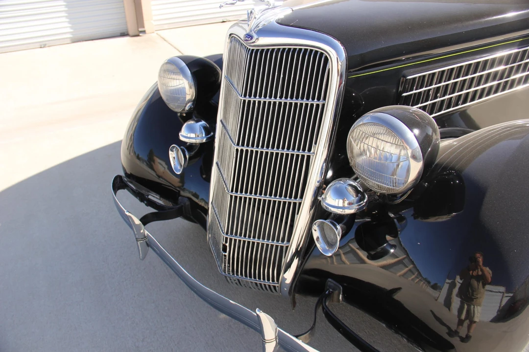 1935 Ford Model 48 & 68 - Image 20 of 31