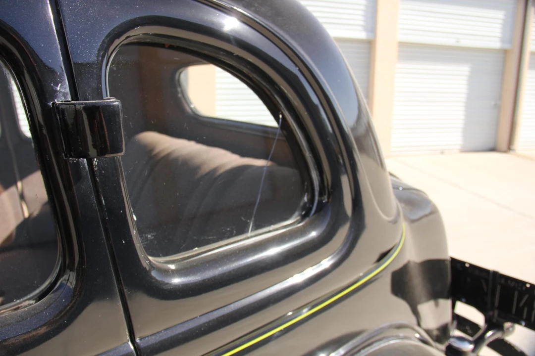 1935 Ford Model 48 & 68 - Image 29 of 31