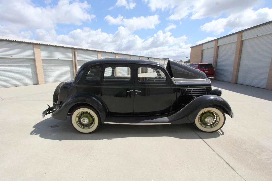 1935 Ford Model 48 & 68 - Image 15 of 31