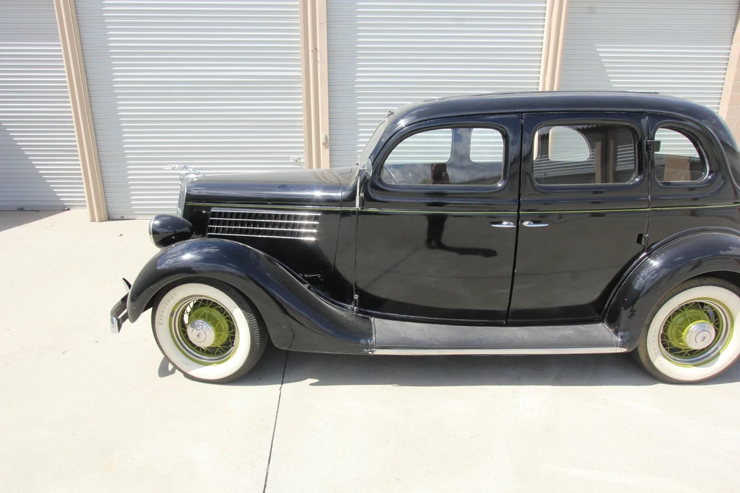 1935 Ford Model 48 & 68 - Image 22 of 31