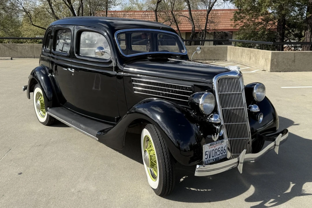 1935 Ford Model 48 & 68 - Image 1 of 31