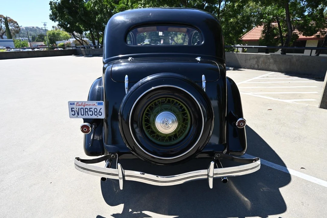 1935 Ford Model 48 & 68 - Image 6 of 31