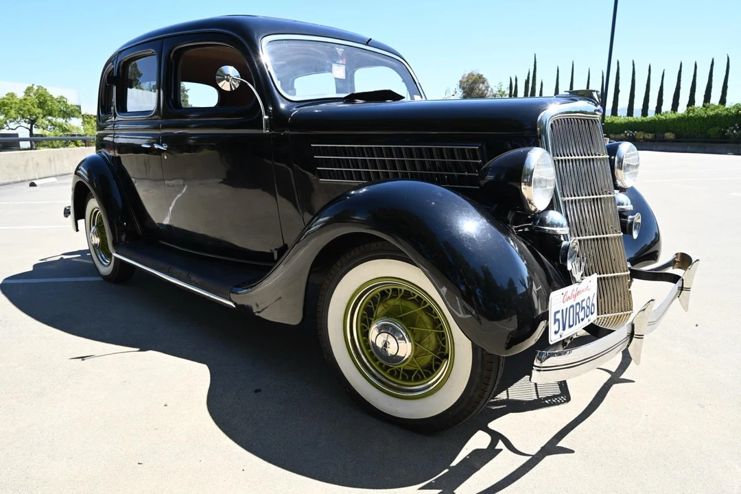 1935 Ford Model 48 & 68 - Image 7 of 31