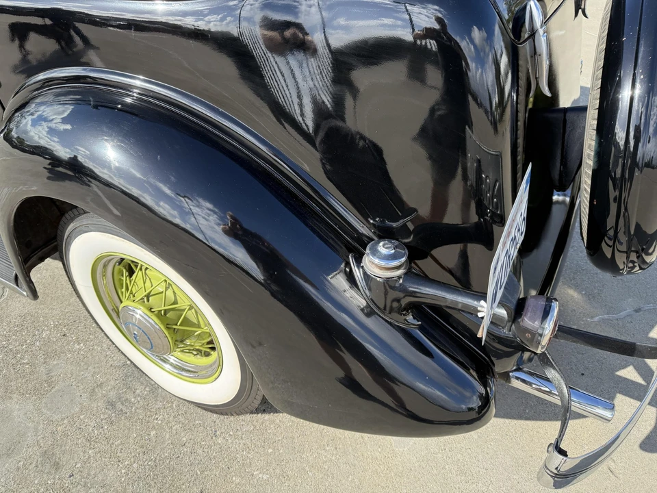 1935 Ford Model 48 & 68 - Image 28 of 31