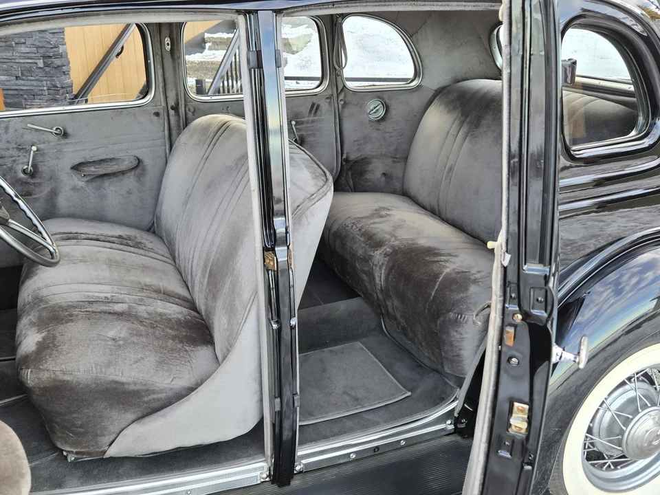 1935 Ford Model 48 & 68 - Image 21 of 31