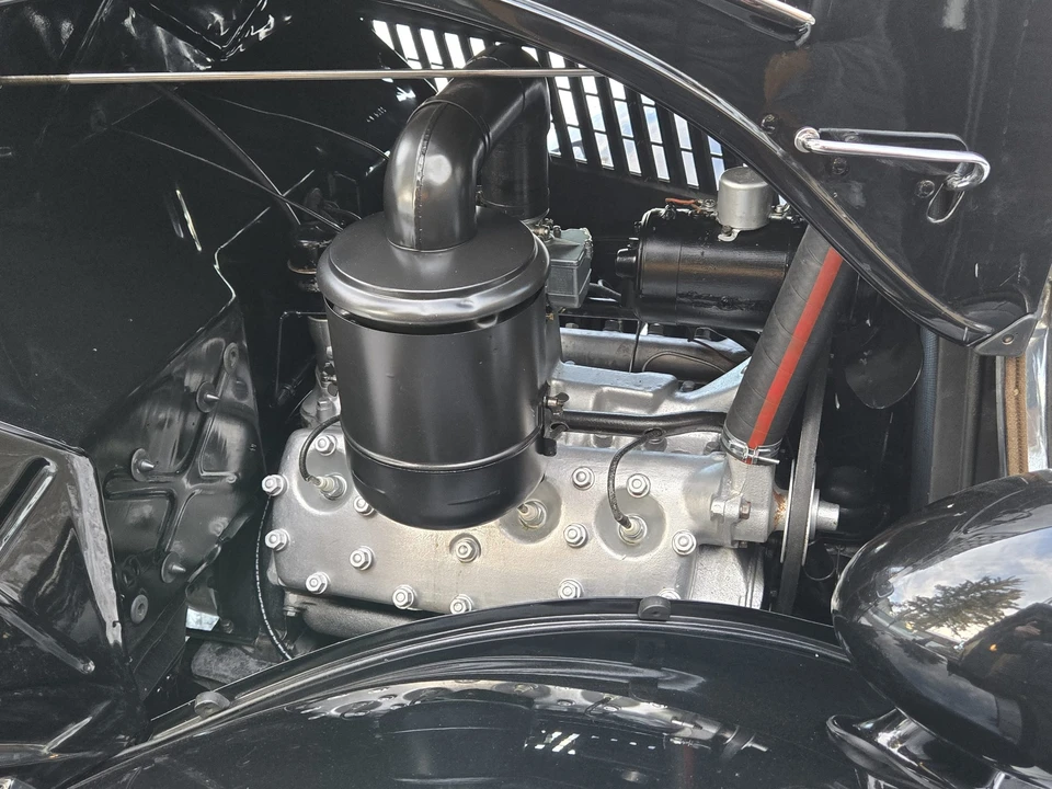 1935 Ford Model 48 & 68 - Image 29 of 31