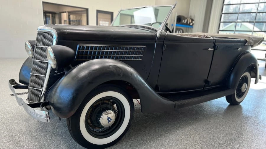 1935 Ford Model 48 & 68 - Image 4 of 31