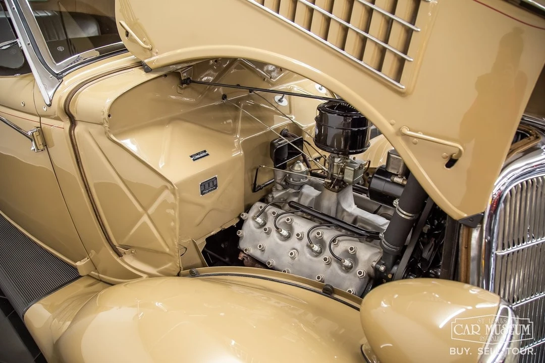 1935 Ford Model 48 & 68 - Image 20 of 21