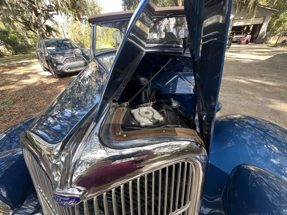 1935 Ford Model 48 & 68 - Image 8 of 31