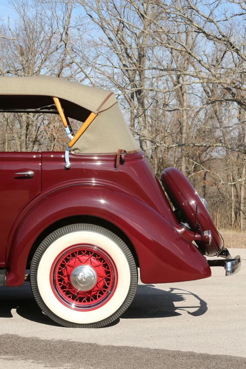 1935 Ford Model 48 & 68 - Image 29 of 31