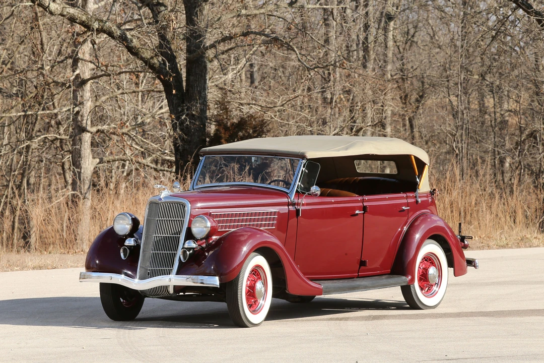 1935 Ford Model 48 & 68 - Image 20 of 31