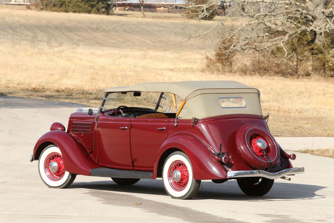 1935 Ford Model 48 & 68 - Image 10 of 31