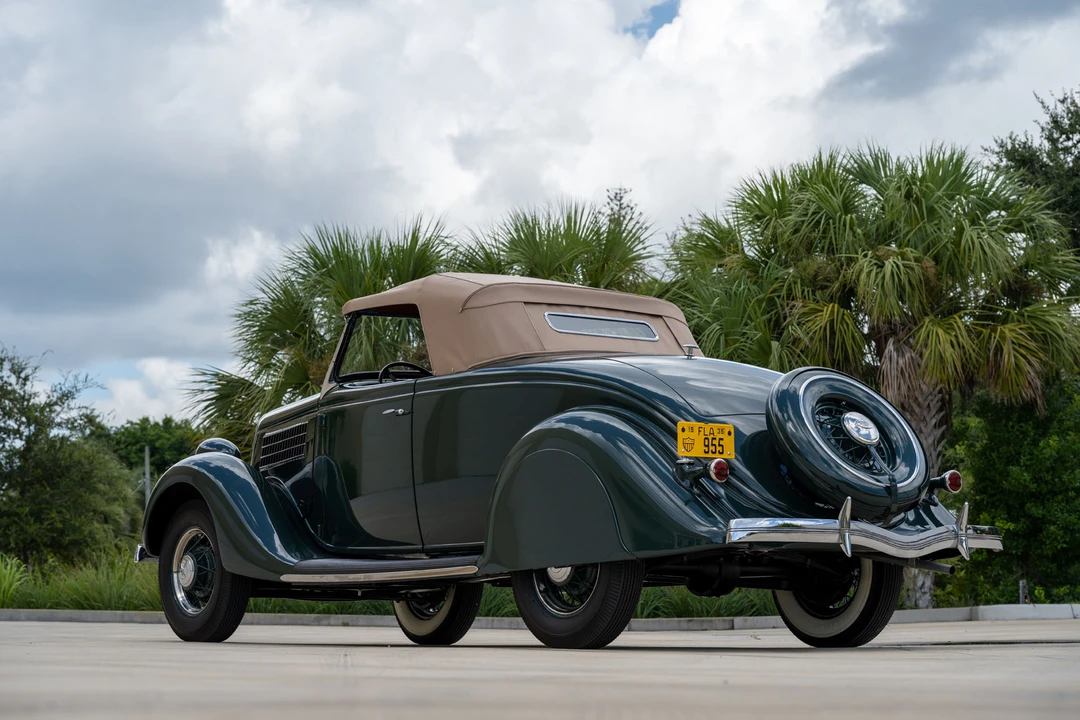 1935 Ford Model 48 & 68 - Image 17 of 31