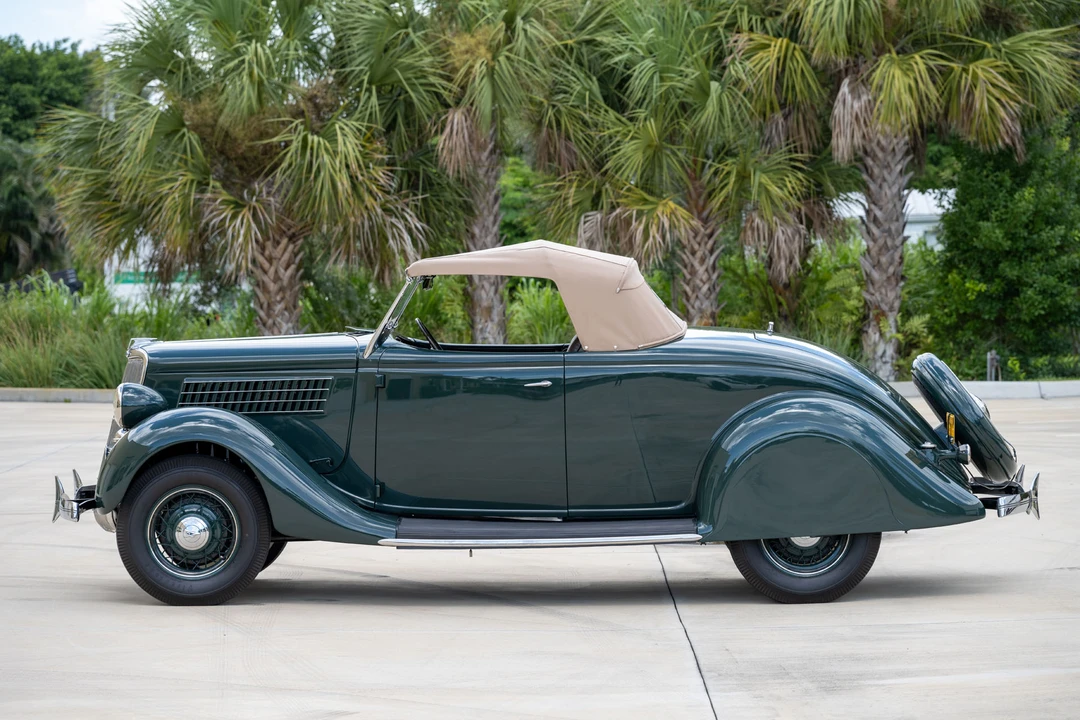 1935 Ford Model 48 & 68 - Image 18 of 31