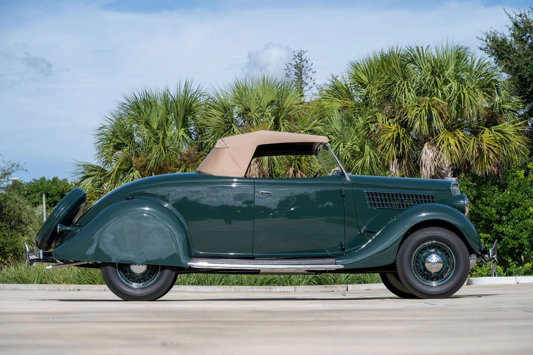 1935 Ford Model 48 & 68 - Image 25 of 31