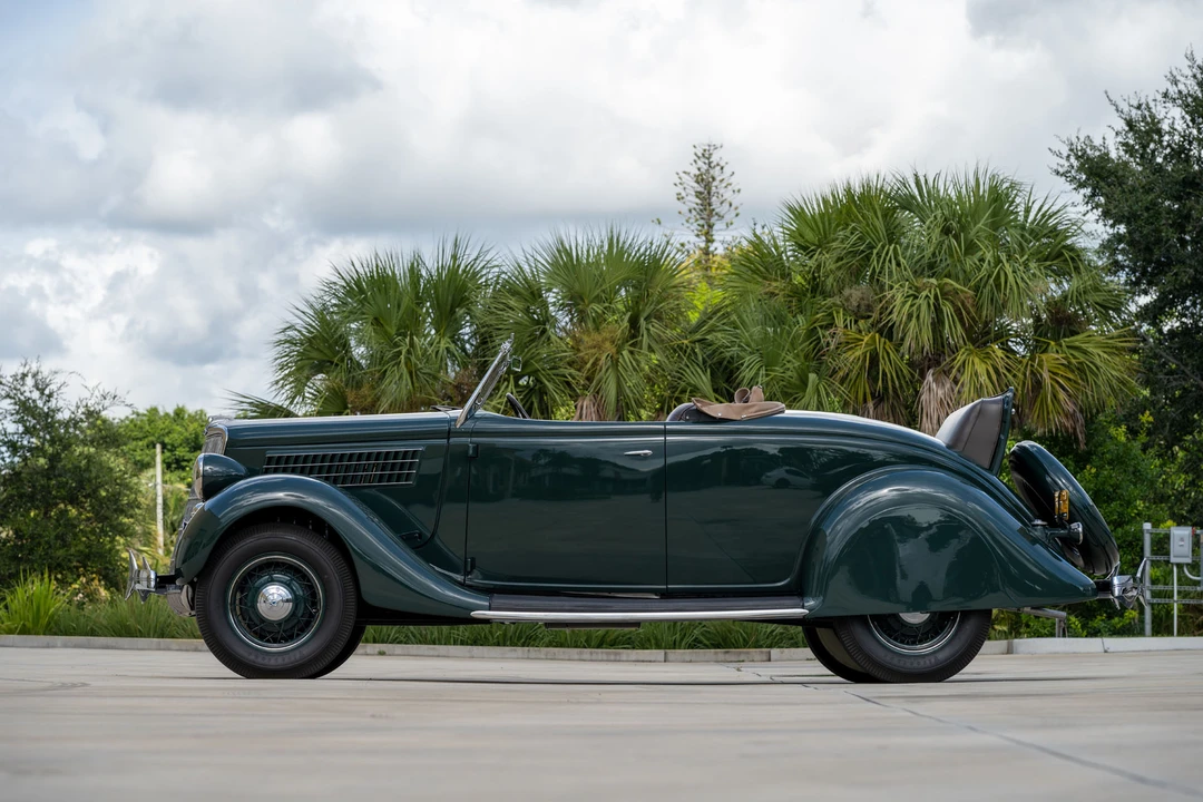 1935 Ford Model 48 & 68 - Image 4 of 31