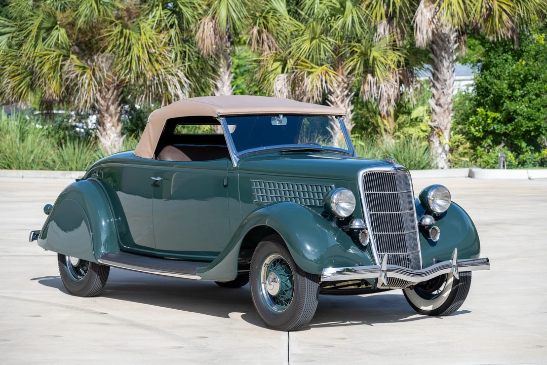 1935 Ford Model 48 & 68 - Image 6 of 31