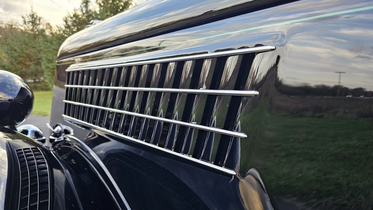 1935 Ford Model 48 & 68 - Image 27 of 31